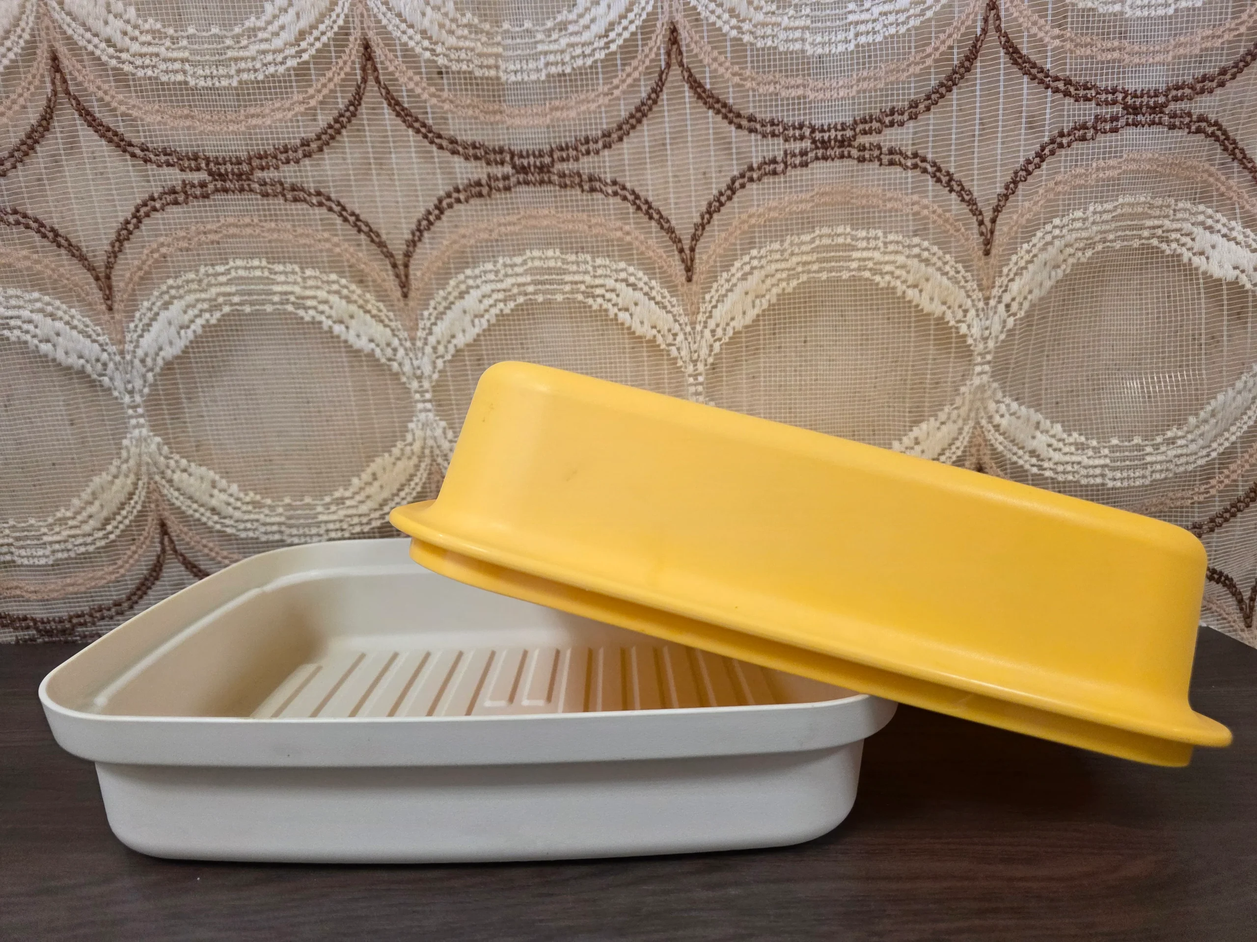 Tupperware Kornuit broodtrommel geel - Afbeelding 3